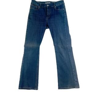 Chico's Platinum Jeans Woman's Denim Embroidered Pockets Slightly Flared